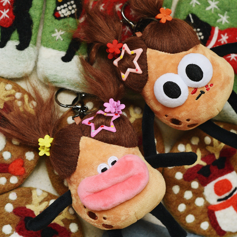 丑萌小花妞钥匙扣大号书包挂饰毛绒卡通包包挂件个性潮香肠嘴女孩