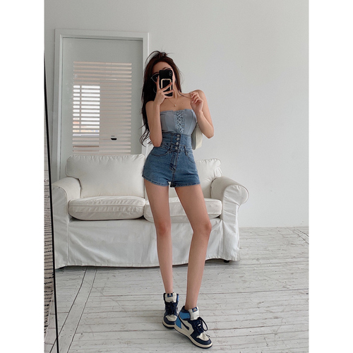 Real shot of super high-waisted tummy-controlling single-breasted denim shorts for women, ins super popular personalized slim-fitting hot pants