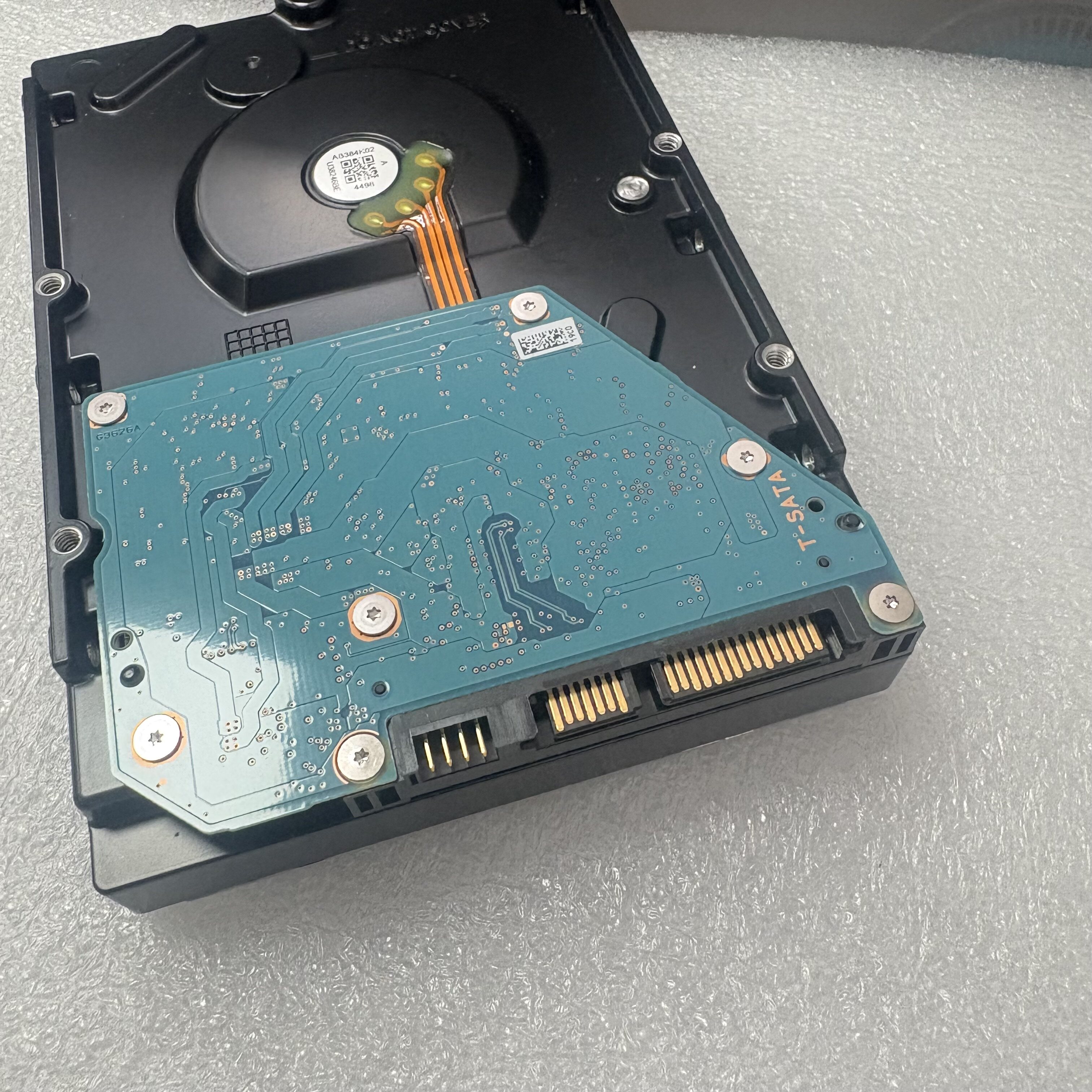 HDEPR04GEA51 1T 企业级SATA 7.2K 硬盘 TOSHIBA 1TB MG04ACA100N