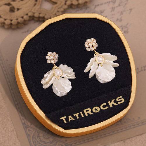 丹麦【设计师】Tatirocks满钻贝母花朵耳钉高级感轻奢女摆件耳环