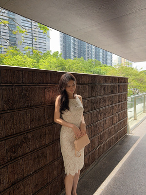 LPwear原创设计感夏季性感纯欲风圆领蕾丝小众百搭修身显瘦连衣裙