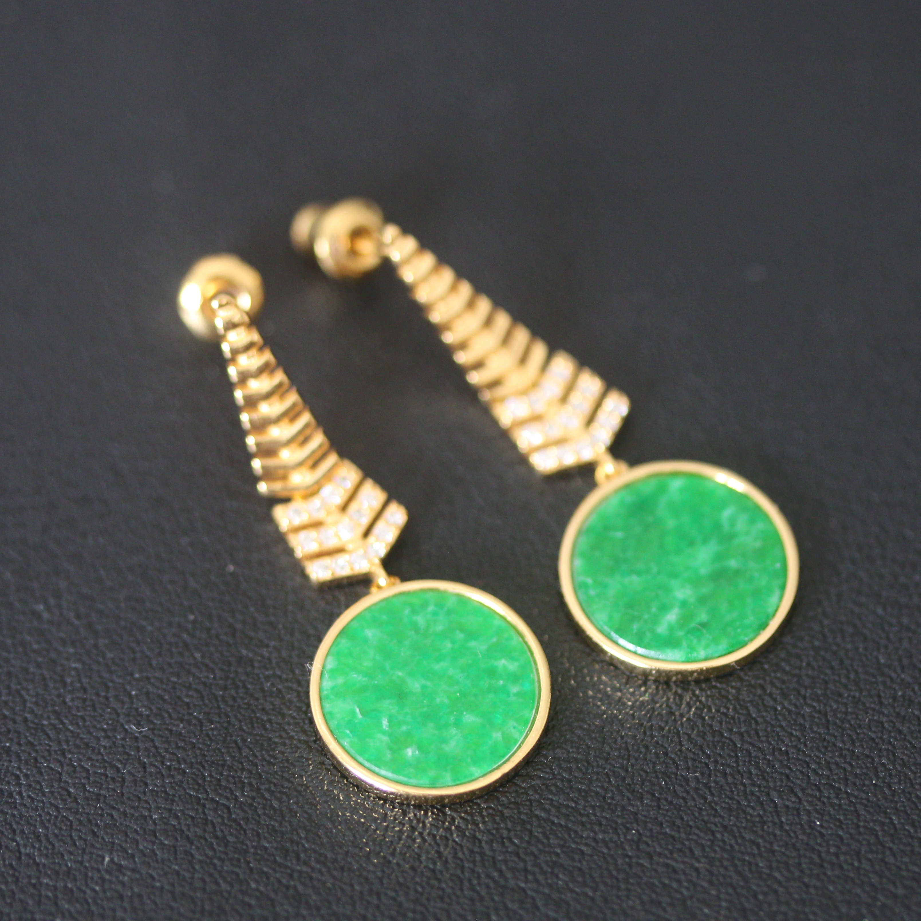 天然缅甸翡翠S925银鱼骨阳绿耳饰