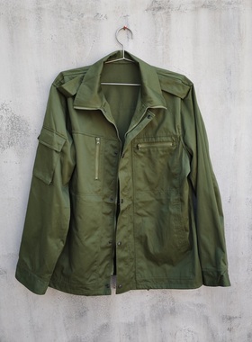 库存全新87款军绿色涤卡作训工装单上衣结实耐磨户外机修冬季外套