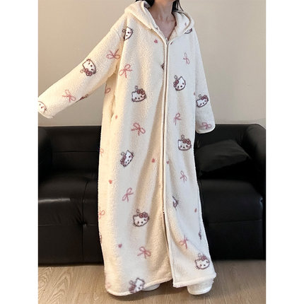 卡通HelloKitty印花少女米粒绒睡裙女秋冬季新款家居加厚睡袍外穿