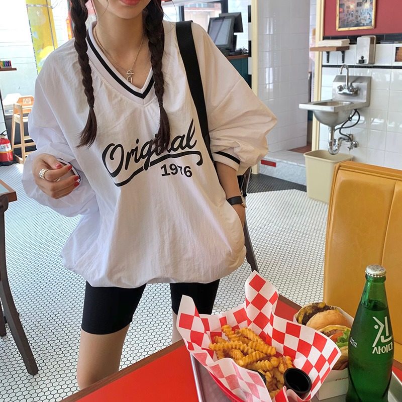 原版现货  显瘦复古美式字母V领套头长袖T恤上衣