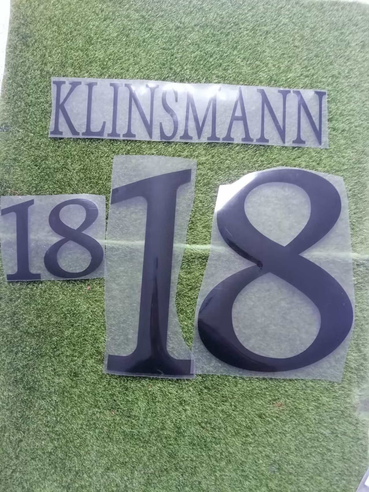 1996的德国印号18号克林斯曼KLINSMANN植绒热转印足球印字