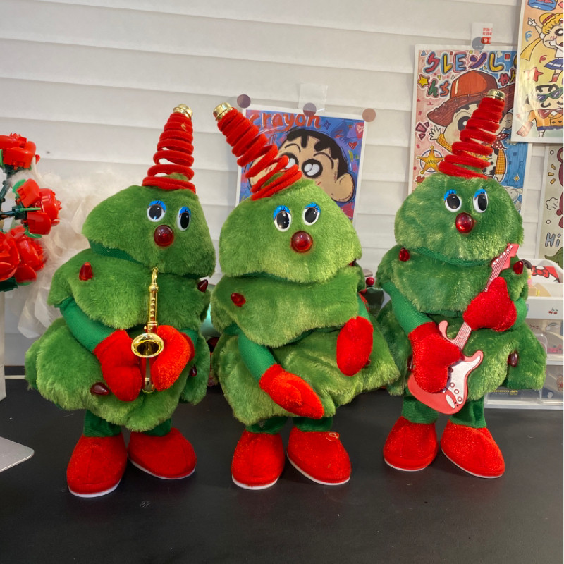 唱歌会跳舞的圣诞树摇摆件2024新款生日圣诞节礼物玩偶女生装饰品