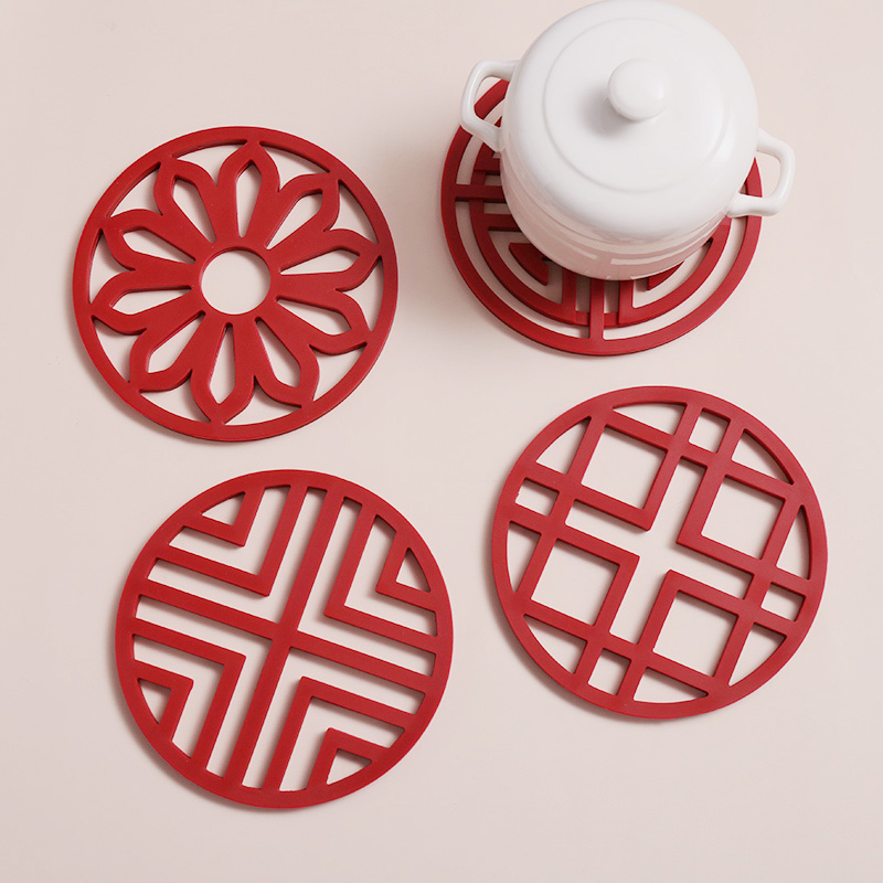 百品良防烫垫红色喜庆杯垫中国风