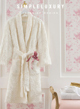 Love Shack Fancy设计师合作限定 白色玫瑰 纯棉浴袍毛巾浴垫拖鞋