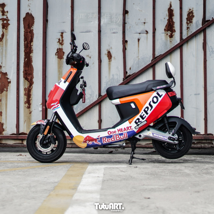 贴膜m+tutu圖圖車整车涂装色拉