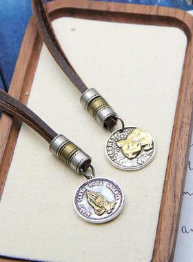 复古文艺祈祷之手圆牌皮绳项链