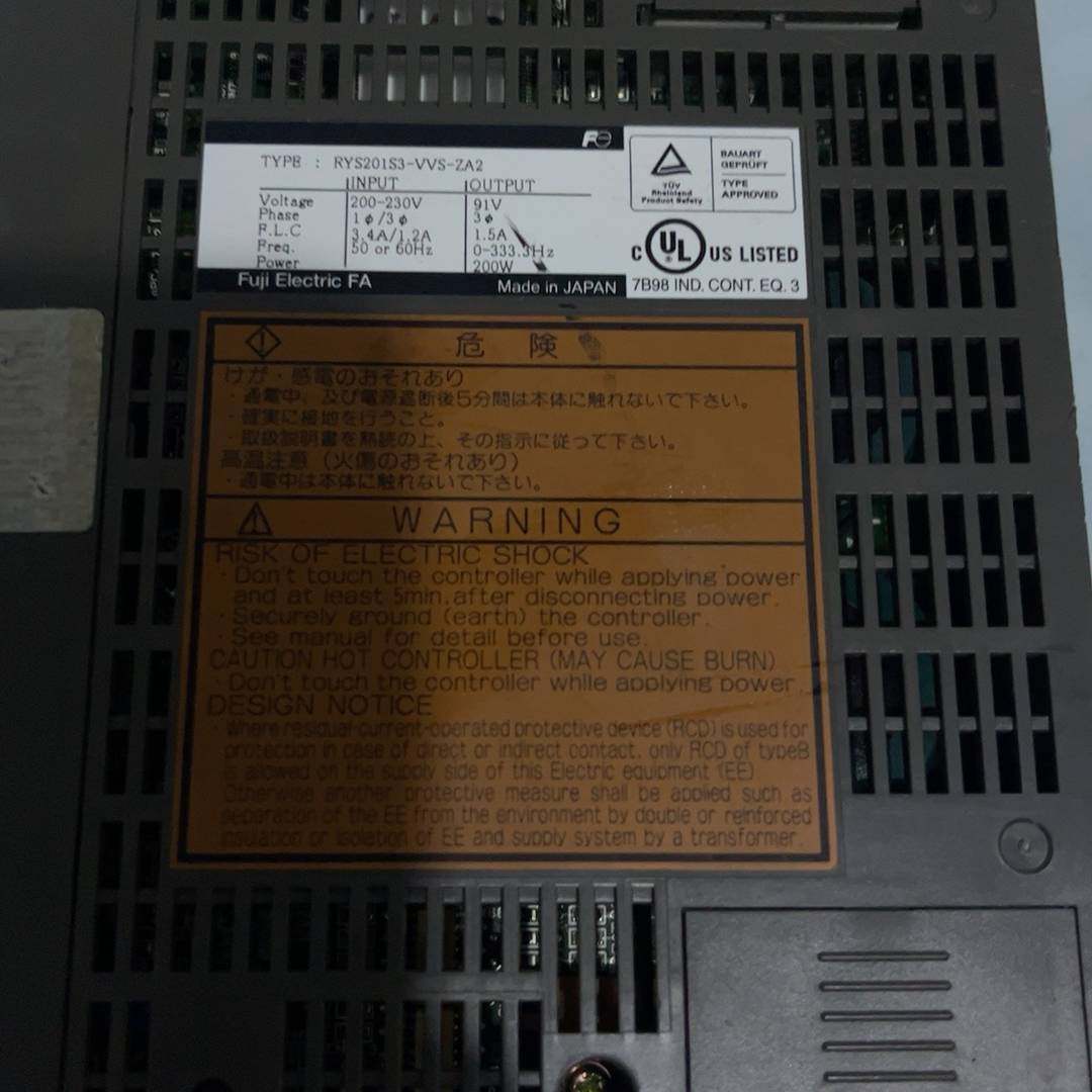 议价富士拆机200W伺服驱动器RYS201S3-VVS-ZA2，