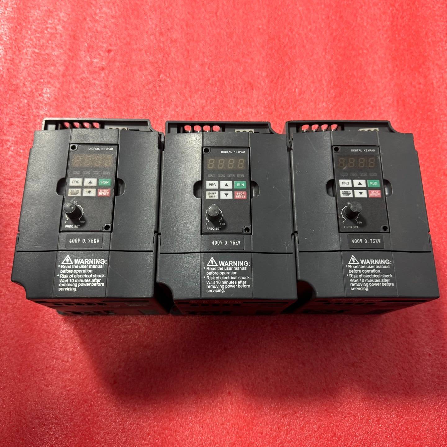 议价拆机众辰变频器H2400A0D75K，0.75KW/380V