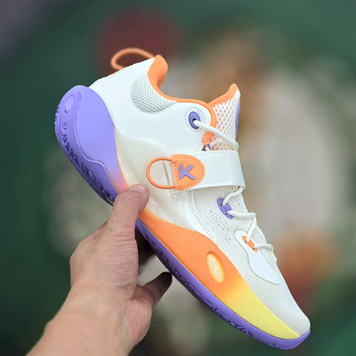 安踏 水花6 LITE男子轻便透气外场耐磨低帮篮球鞋112421608