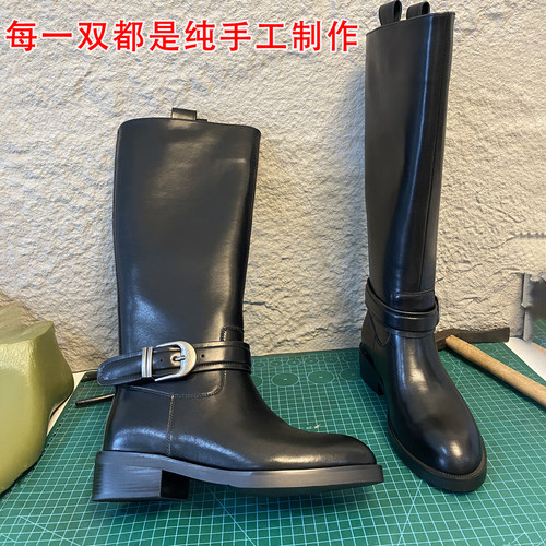 真皮粗跟高筒骑士靴女英伦美德拉