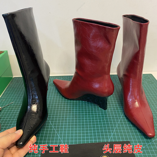 肖二哥手工真皮靴子女2025新款爆款春秋尖头小坡跟高跟短靴宽筒靴