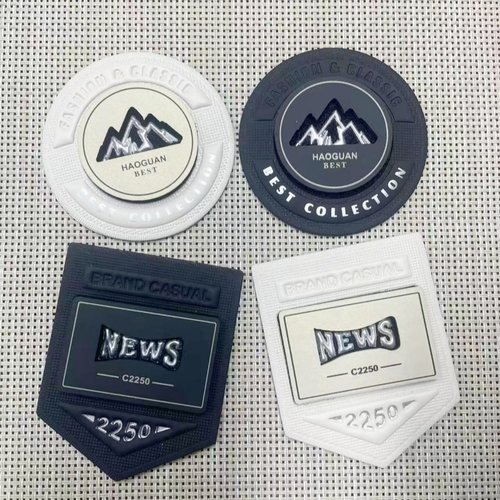 新款百搭衣服徽章羽绒服破洞修补布贴补丁DIY装饰皮标皮牌