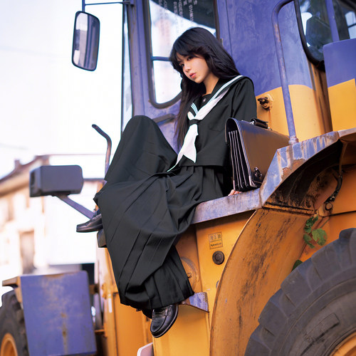 黑身白三本jk水手服套装