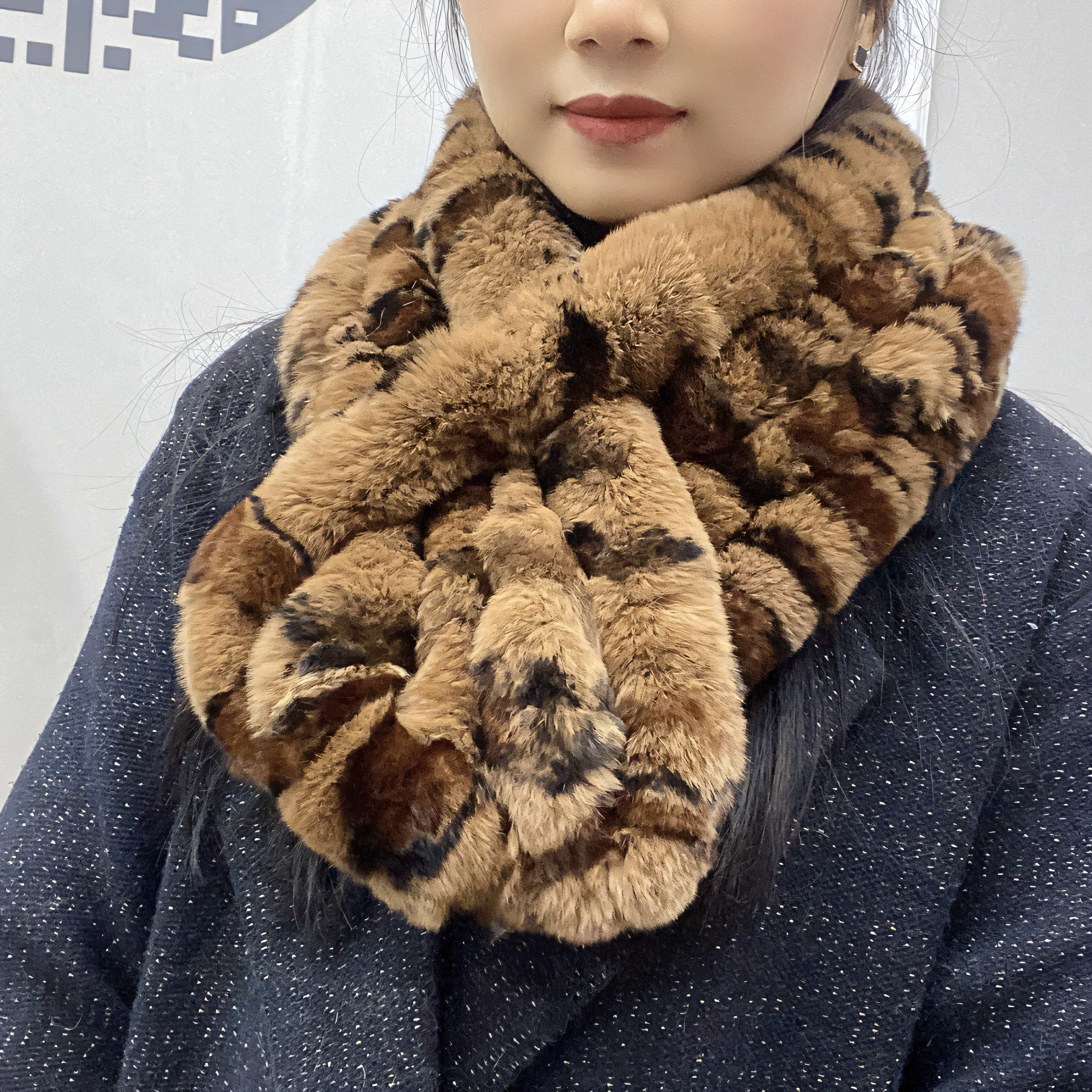 男女獭兔毛围巾围脖秋冬季长款豹围巾/丝巾/披肩