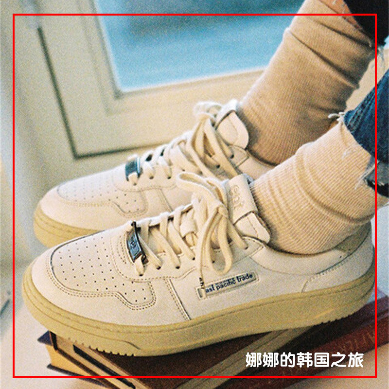 休闲鞋黑白软底皮面休闲鞋