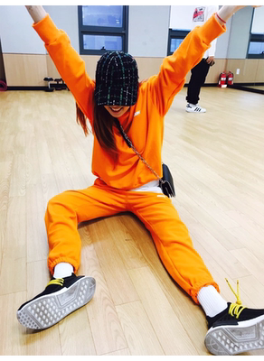 zico泫雅twice同款韩国运动裤