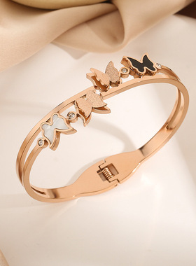 韩版优雅黑白蝴蝶贝母钛钢手镯