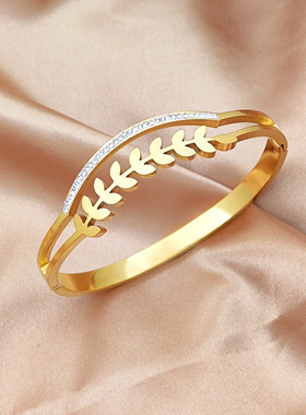 欧美新款双排树叶镶钻钛钢手镯女个性设计百搭条纹不锈钢手环