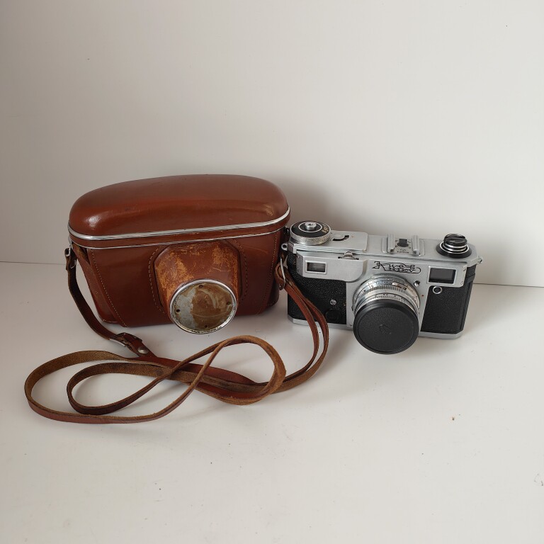 古董苏联基辅相机4Kiev 4AM135旁轴胶片胶卷机械相机1980中古收藏