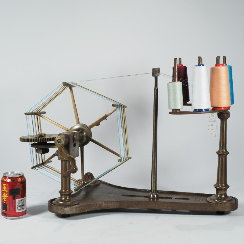 西洋古董欧洲19世纪金属铜制老纺车手工纺线车手摇纺纱车民俗摆件