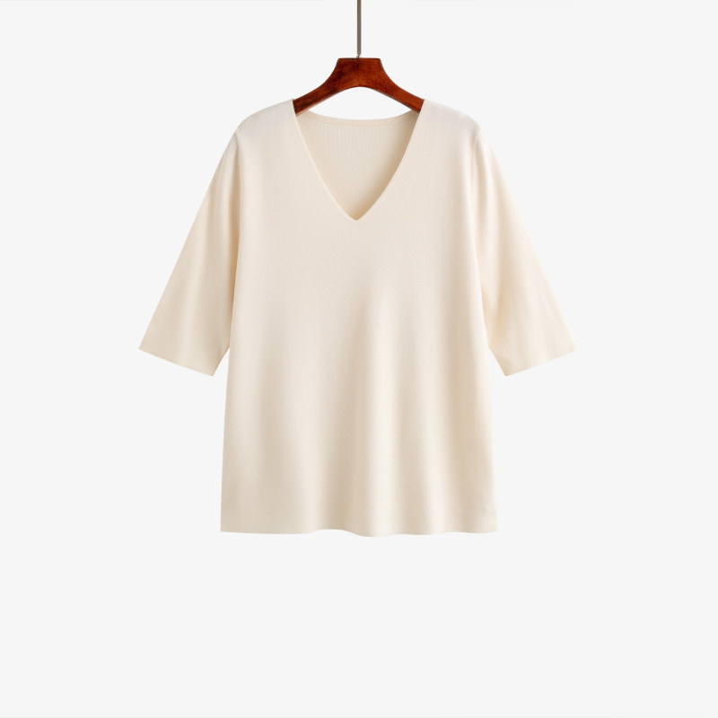 大码女装百搭基础纯色v领上衣2025秋季新款胖mm宽松短袖针织衫女