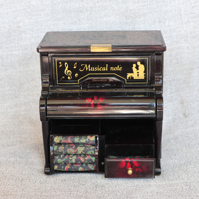90年代八音盒摆件复古摆件