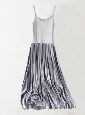 2025莫代尔显瘦吊带裙大码圆领金丝绒复古百褶裙垂感打底裙连衣裙