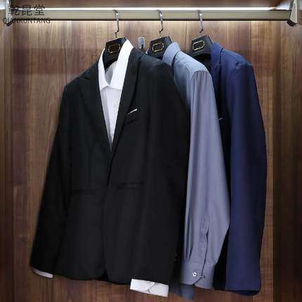 样板房家居衣帽间室内软装饰品摆件展厅衣柜样品衣服男士西装服饰