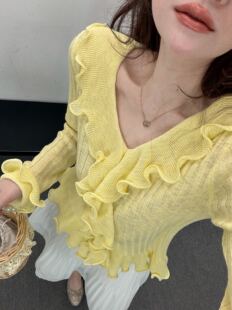 限时福利！早春法式新款V领长袖荷叶边针织衫显瘦打底衫气质上衣