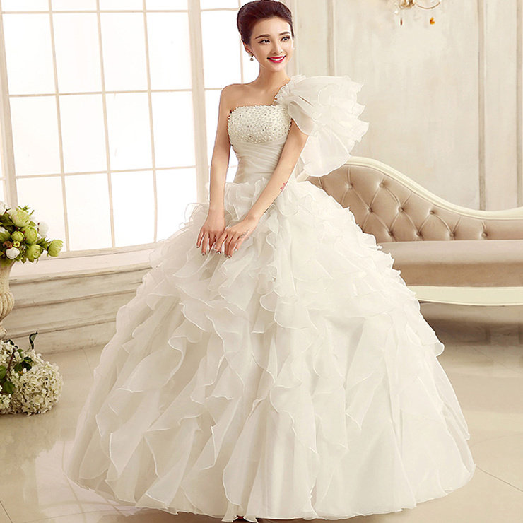 韩版抹胸单肩绑带婚纱礼服女白色多层裙摆长裙华丽风演出服