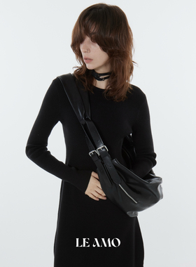 LE AMO｜原创“哈格”中性松弛感洗水皮革大容量月牙流浪包_2色