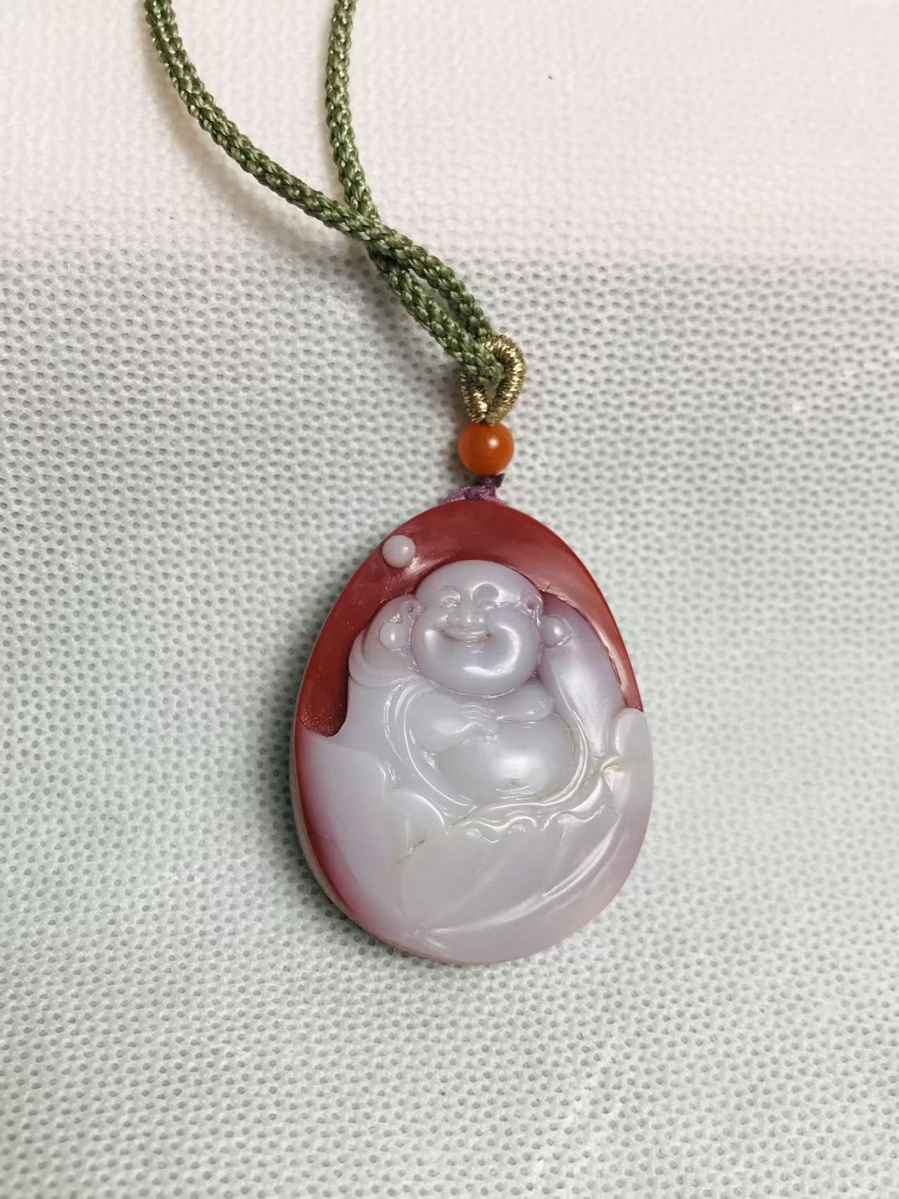 天然南红玛瑙红白料佛公吊坠挂件项链毛衣链35*27*10mm