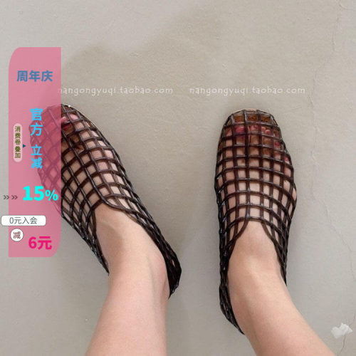 休闲镂空塑胶海边防滑洞洞凉鞋