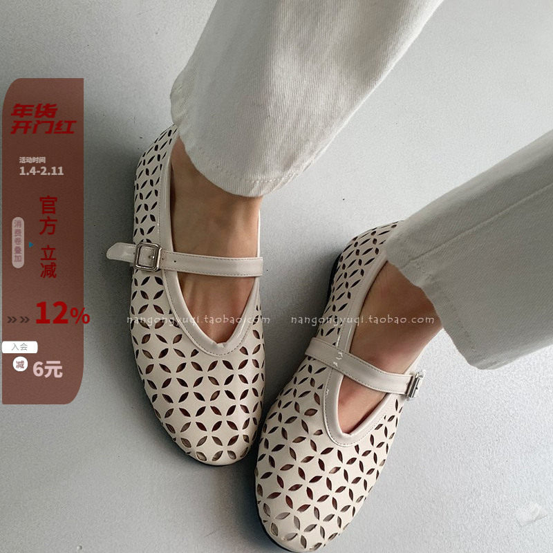 现 韩国东大门女鞋25春夏复古法式镂空圆头一字带平底玛丽珍凉鞋,女鞋,玛丽珍鞋,淘宝优惠券,粉丝福利购,淘宝优惠卷