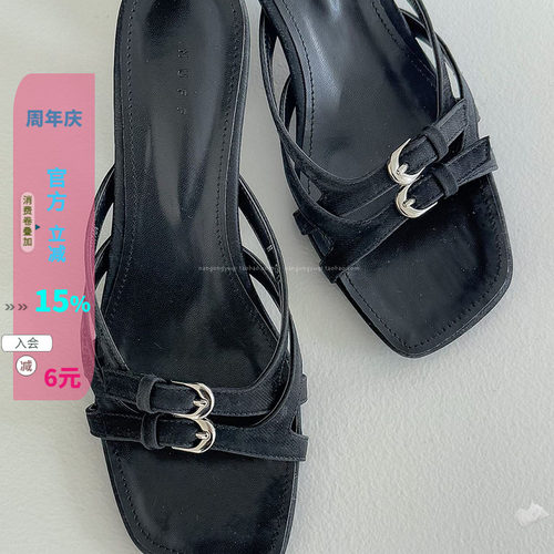 细带皮带扣猫跟露趾一字拖