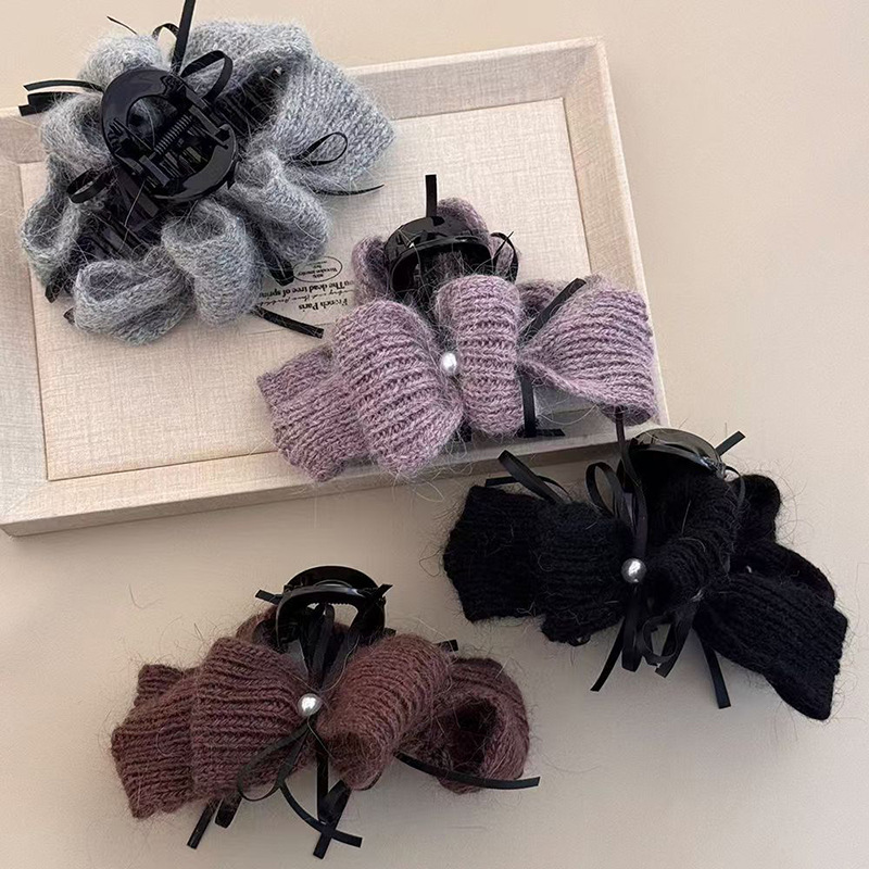 珍珠蝴蝶结毛线抓夹女感后脑勺盘发发夹2025新款秋冬气质头饰