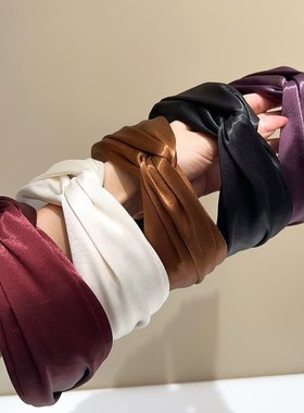 醋酸流光缎面发箍宽边感黑色头箍秋冬简约发窟发箍洗脸女外带