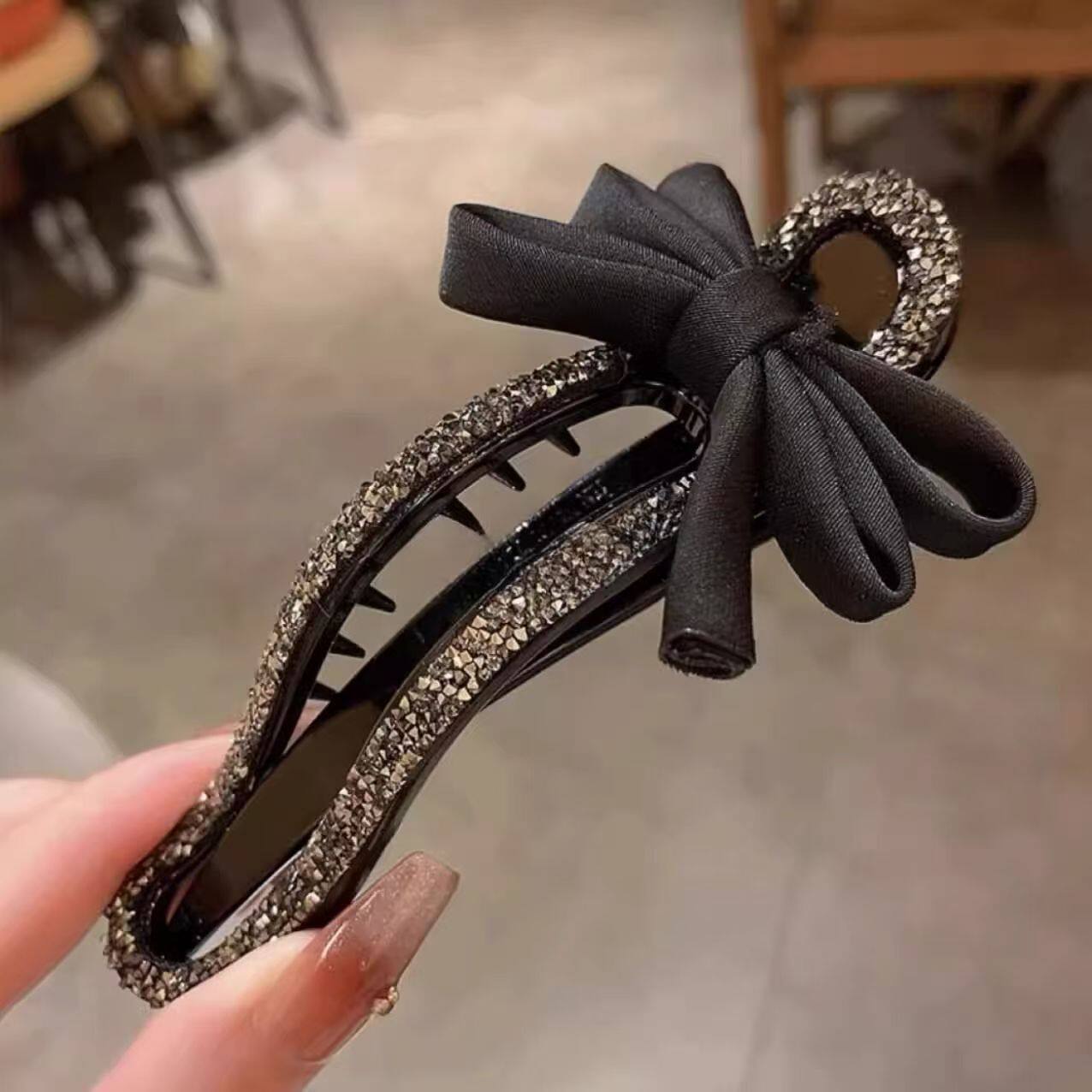 蝴蝶结水钻鸭嘴夹女后脑勺半扎发固定防滑发饰头饰轻奢高级感发夹