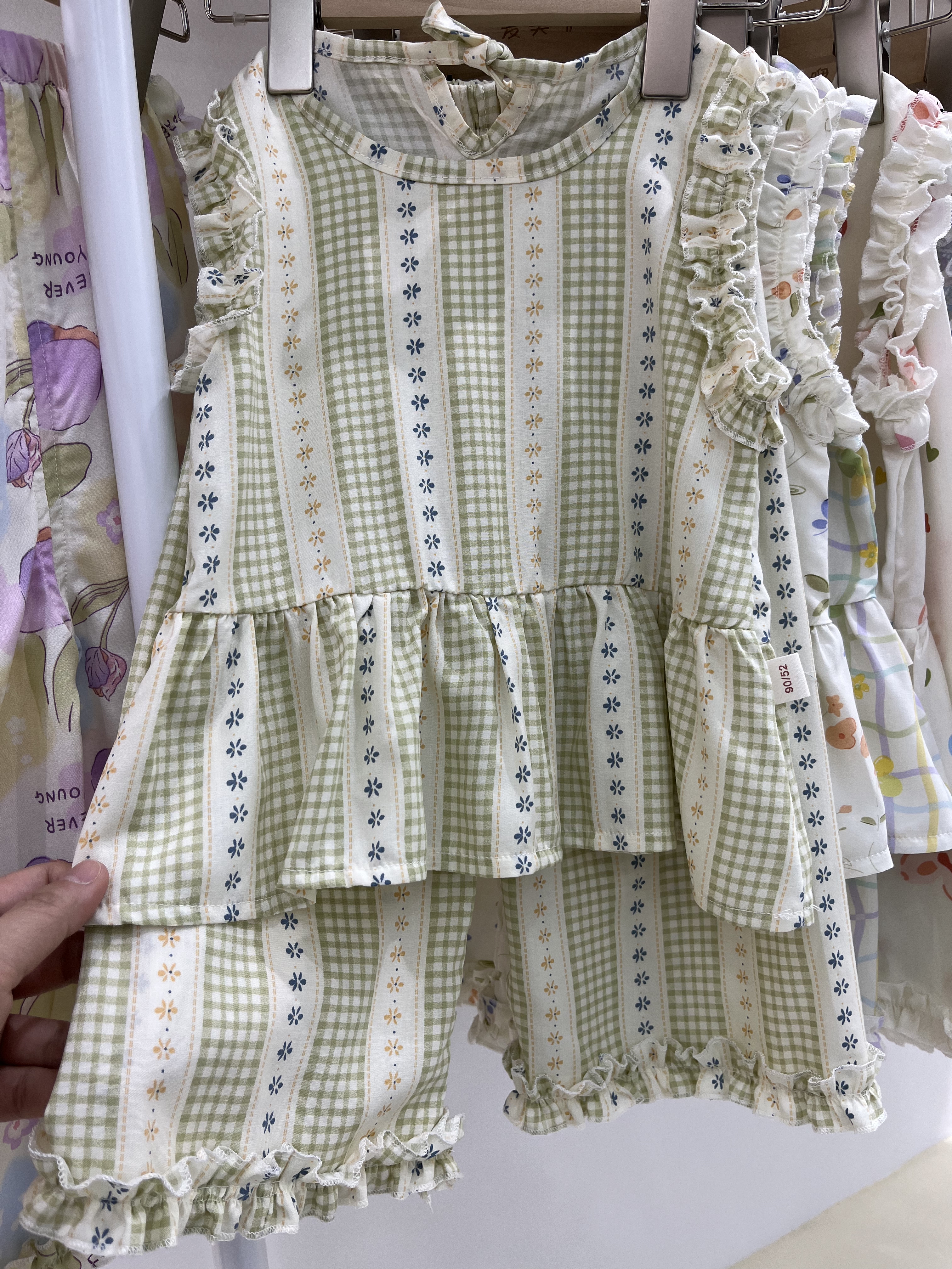 女童棉绸花边套装 女宝夏款套装 凉爽柔软舒适