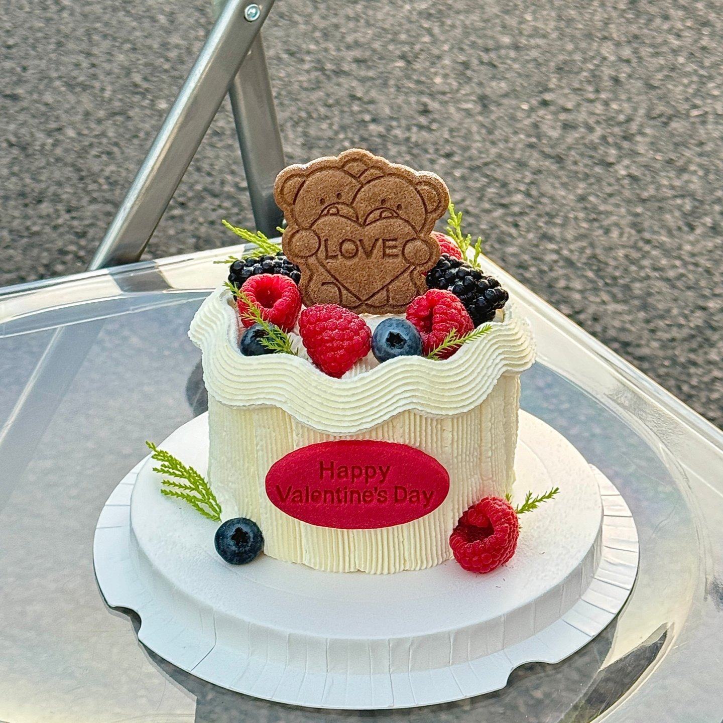 2.14网红情人节快乐插牌饼干蛋糕装饰抱爱心熊饼干情侣烘焙装扮,节庆用品/礼品,节日装扮用品,淘宝优惠券,粉丝福利购,淘宝优惠卷