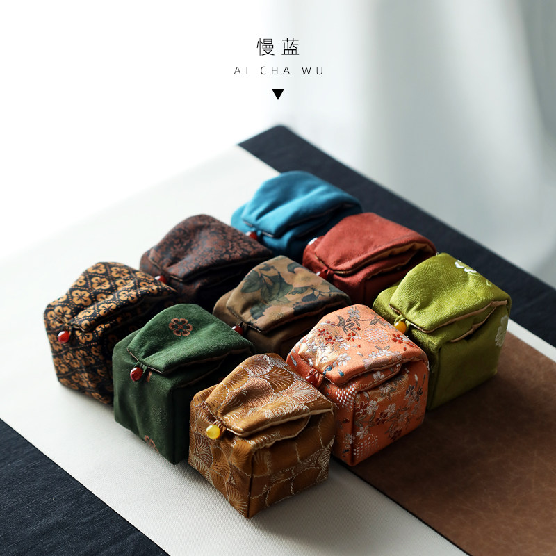 慢蓝香云纱织锦迷你小翻盖包杯袋图片