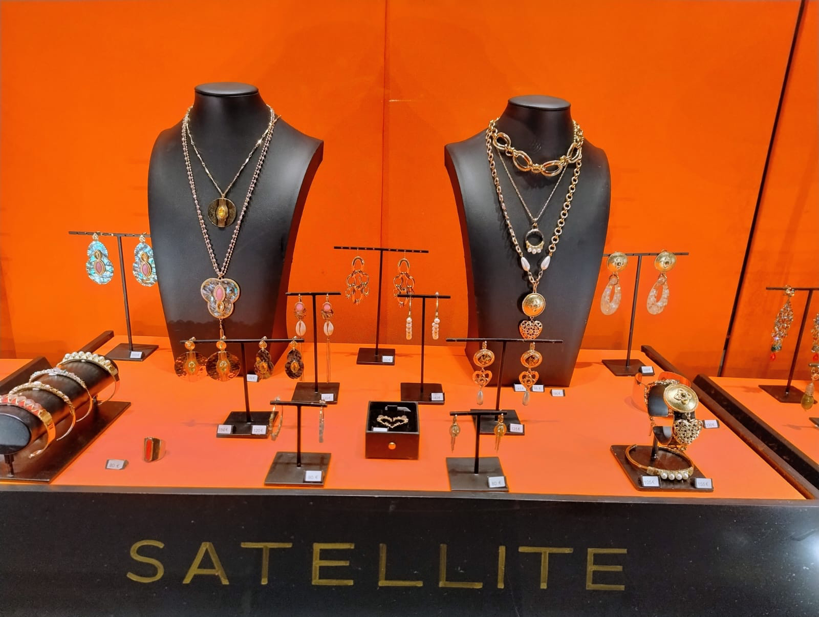 法国Satellite巴黎专柜新款琉璃天然石折扣首饰手链耳环项链戒指