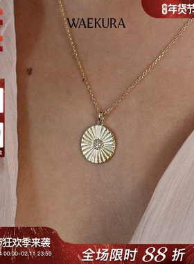 WaekuraDAUPHINE圆浮雕图案项链