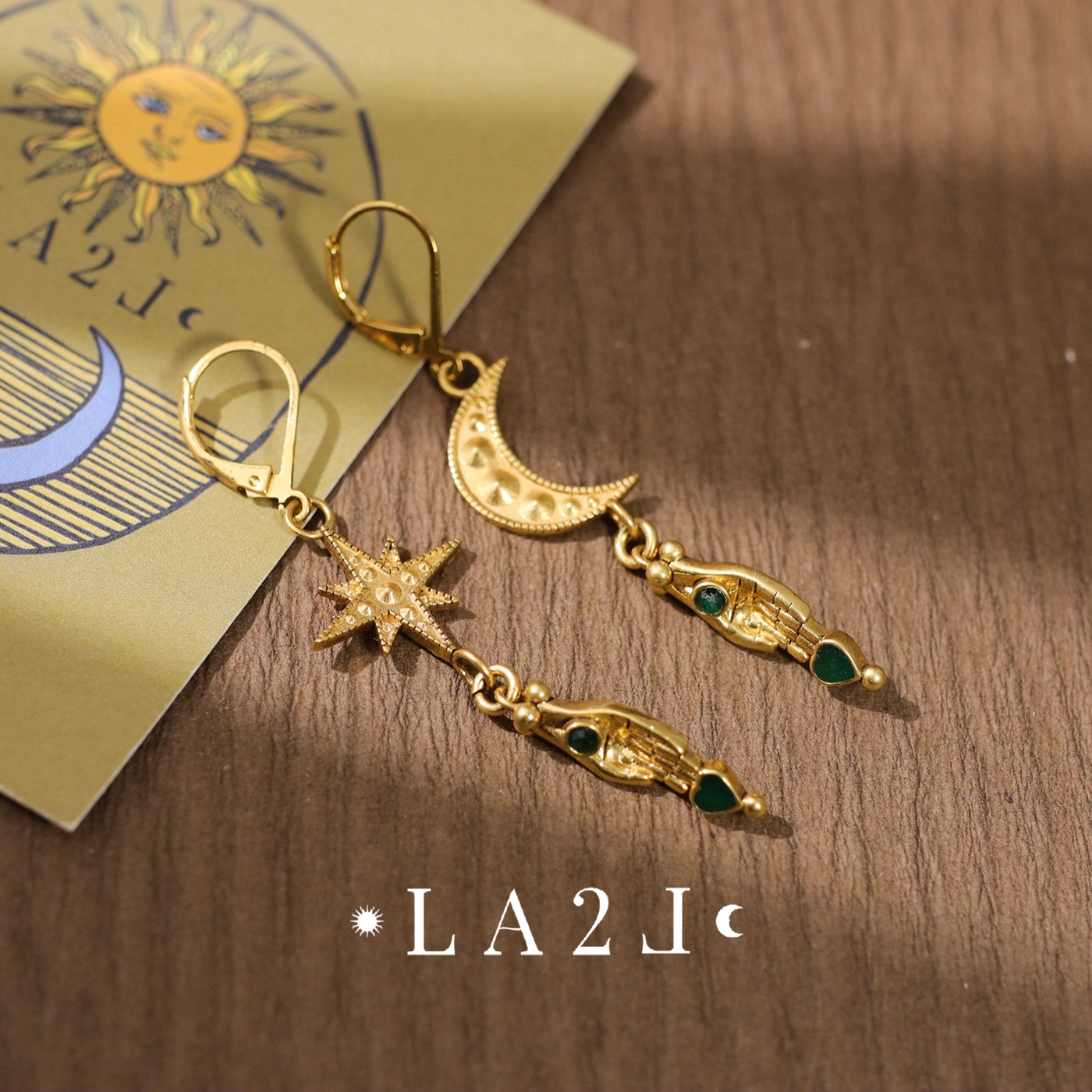 法国LA2L正品 古典神秘复古星星月亮爱心手掌绿宝石不对称耳环