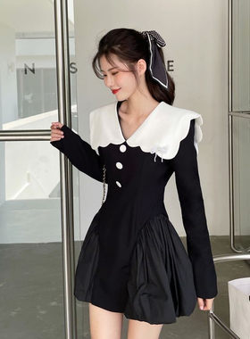 收腰显瘦设计感西服裙黑色短裙子